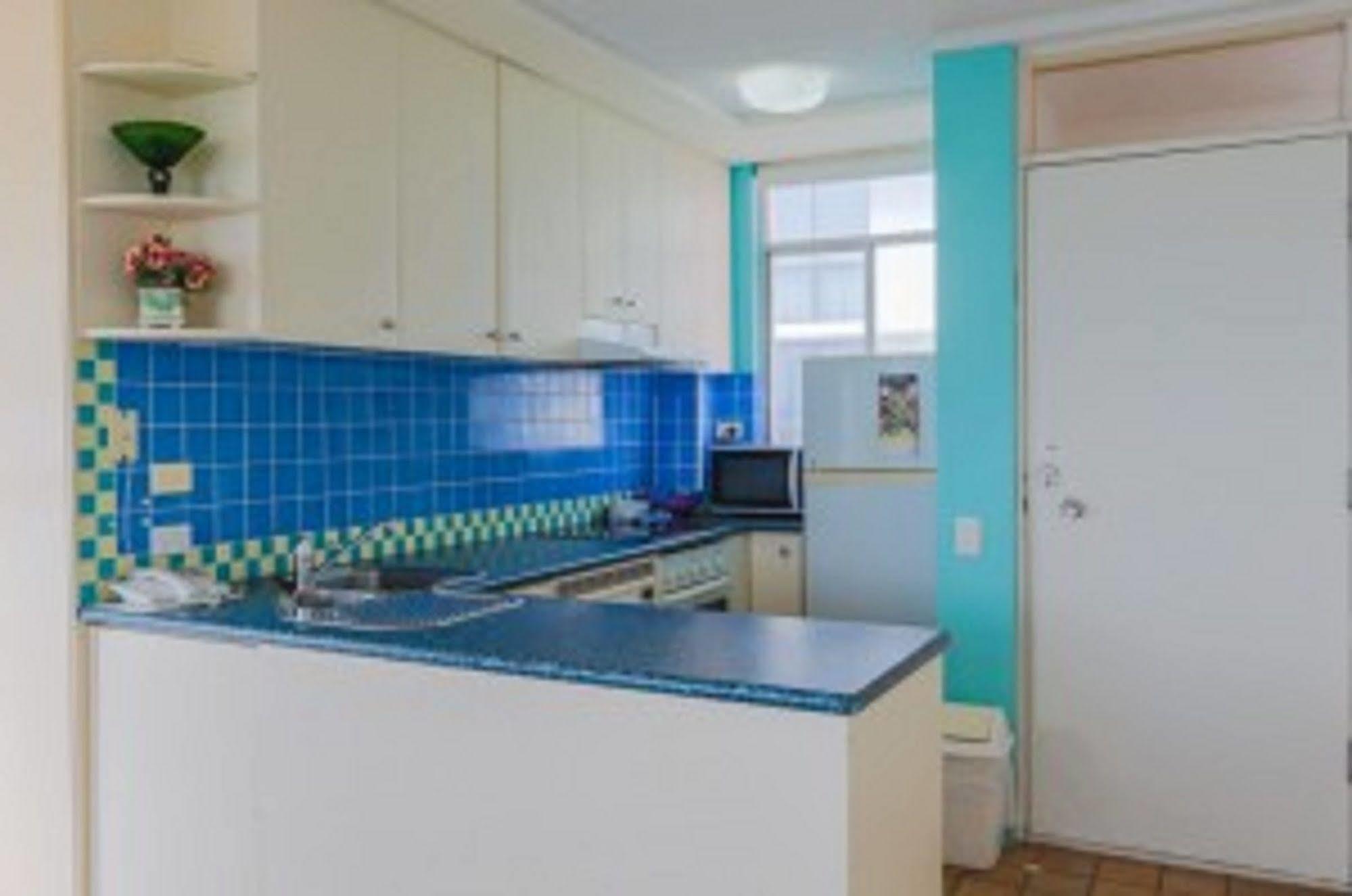 Suntower Holiday Apartments โกลด์โคสต์ ภายนอก รูปภาพ